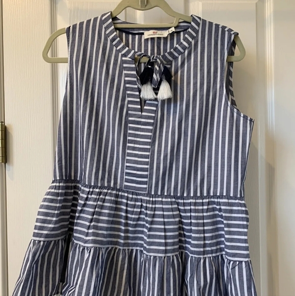 Vineyard Vines Tops - VINEYARD VINES PEPLUM TOP